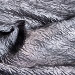 Ασημί Μπροκάρ με Κυματισμούς