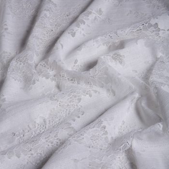 White Chantilly Δαντέλα